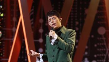 El príncipe de la canción brilló en el escenario de los sueños