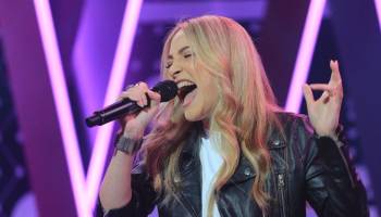 Amaia Montero se impuso en el escenario con un show que se robó las miradas del jurado