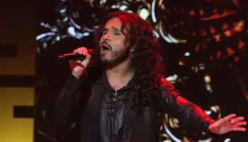 José Andrëa impresiona con su energía en el escenario de los sueños