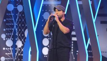 “Es duro saber que fuiste abandonado en un basurero a meses de nacido”: Enrique Iglesias abre su corazón