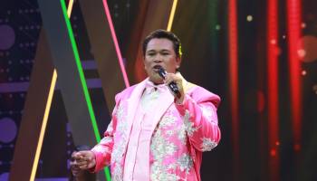 Juan Gabriel mantiene su postura sobre su gala y responde a Vladimir Bravo  Juan Gabriel mantiene su postura sobre su gala y responde a Vladimir Bravo