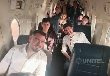 UNITEL acompaña al gobernador en su vuelo de regreso a Santa Cruz
