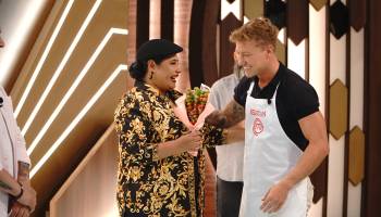 Un ramo con sabor a aceitunas: El regalo de Sebastian Putz a la chef Coral que sorprendió en las cocinas 