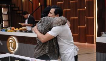 El abrazo conmovedor de la chef Coral para animar a Oliver 