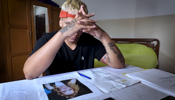 La ausencia de papá y mamá marcaron a Eminem, hoy cerrará un capítulo muy doloroso de su vida