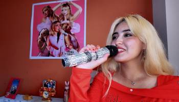 “Ser Sabrina Carpenter no es solo una imitación, es un sueño hecho realidad”, expresó la imitadora de la artista “Ser Sabrina Carpenter no es solo una imitación, es un sueño hecho realidad”, expresó la imitadora de la artista