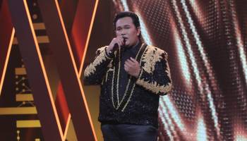 Entre agradecimiento y molestia: Así se fue Juan Gabriel de Yo Me Llamo 