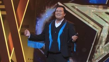 El Cuarto Jurado salva por primera vez a Juan Gabriel y el imitador expresa gratitud 