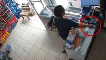 Video: Mujer roba un celular y escapa pese a ser descubierta