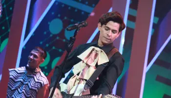 Harry Styles emociona hasta las lágrimas al jurado con su gala