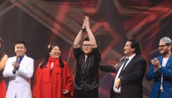 Charlie Zaa consigue el voto del público y continúa en competencia