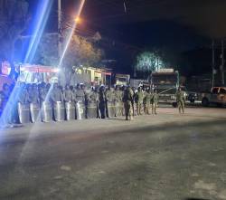 Despliegan policías y militares en la ruta Cochabamba – Oruro a horas del fin de la subvención al diésel