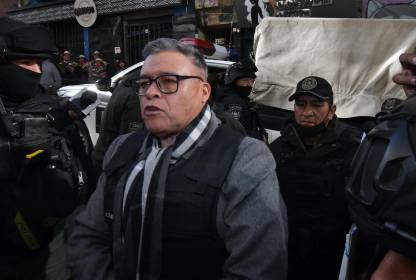 Toma militar: Justicia determina detención domiciliaria para Zúñiga, dice su abogado 