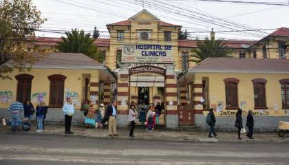 ”No tenemos ni paracetamol”: Médicos se movilizan por la falta de medicamentos en hospitales públicos