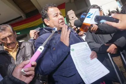 Gremiales plantean crear la ‘Central General de Trabajadores’ como alternativa a la COB