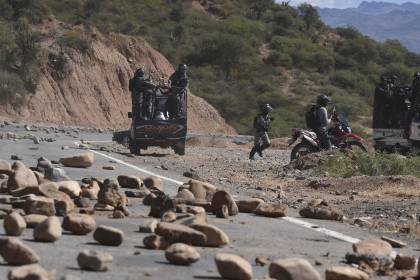 Embajada de EEUU emite nueva alerta para Bolivia y suspende servicios consulares de rutina el 27 y 28 de mayo