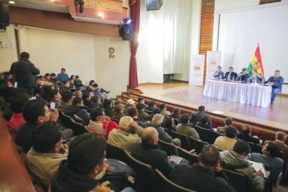 Reunión Gobierno – Choferes entra en cuarto intermedio y se enfilan mesas de trabajo