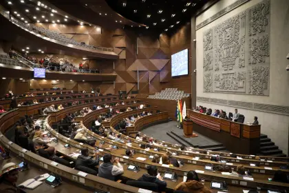 Se instala sesión en la Asamblea Legislativa para tratar la convocatoria para la elección de vocales del TSE