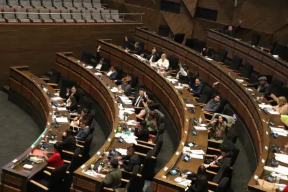 Cámara de Diputados aprueba declaratoria que pide a la Cancillería declarar personas no gratas a delegación argentina