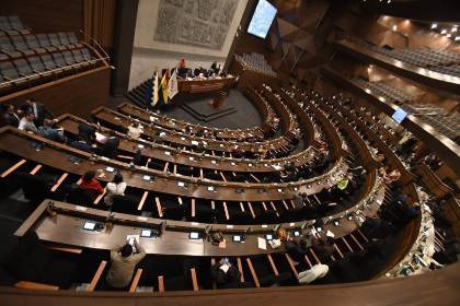En menos de 24 horas, el Legislativo dio luz verde al acuerdo con el FMI