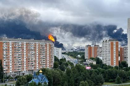 Ucrania lanza su mayor ataque con drones a Moscú en dos años