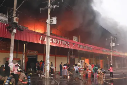 Barrio Lindo: Fiscalía investiga dos delitos por incendio y convocará a cinco guardias a declarar