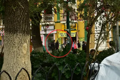 Un hombre intentó activar una dinamita en la plaza Murillo y en su mochila hallaron “bombas molotov”, dice Del Castillo 