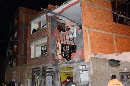 Defensoría calcula que explosión en Viacha afectó a 3.600 viviendas con daños de distinta magnitud