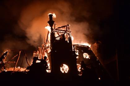 Protestas masivas en Francia degeneran en destrozos y saqueos en jornada de gran violencia