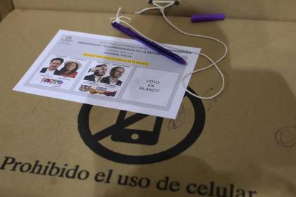 Colombia elige este domingo entre un candidato pro-Trump y un delfín de la izquierda en el poder