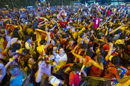 La celebración del Mundial deja dos fallecidos, doce detenidos y ochenta heridos en España
