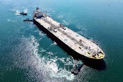El barril de Brent alcanza los 100 dólares con la extensión del conflicto en Oriente Medio