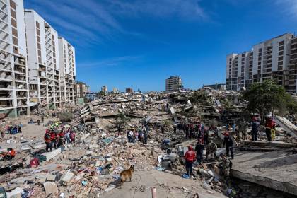 El plazo para hallar sobrevivientes se agota en Venezuela, donde sismos dejan casi 1.500 muertos