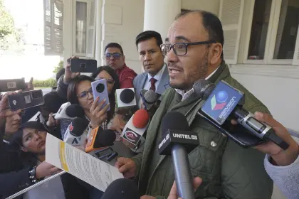 Vocal dice que Dunn ya no tiene instancias ante el TSE y que NGP aún puede sustituir candidatura 