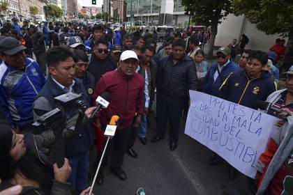 “Si tenemos que salir a las calles lo vamos a hacer”: Choferes no descartan medidas de presión tras abandonar reunión con el Gobierno