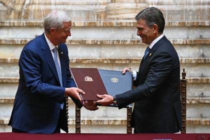 Declaración firmada por Paz y Kast incluye una agenda para avanzar en ocho áreas estratégicas