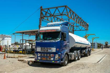 Bolivia cierra julio con falta de diésel, pese a la proyección de YPFB de resolver el desabastecimiento