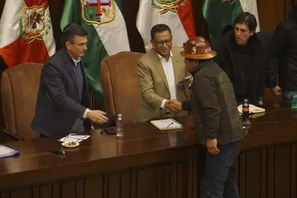 Gobierno cita a Argollo de la COB para firmar acuerdo y dirigente intercultural dice que asistirán