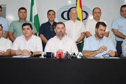 Agropecuarios rechazan decreto que elimina subvención al diésel para grandes consumidores y acusa de “discriminatorio” al Gobierno