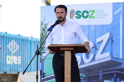 Velasco destaca como “hito histórico” la aprobación de la Ley de la Defensoría en Santa Cruz