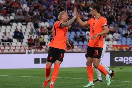 Países Bajos logra en Serbia el primer triunfo de la era Xavi