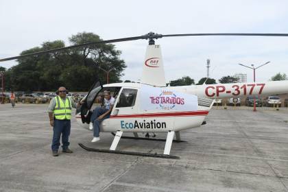 “Es la mejor experiencia de mi vida”, dice Camila I desde el helicóptero