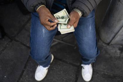 ¿A cuánto se cotiza el dólar referencial y el digital en Bolivia esta última jornada de enero?