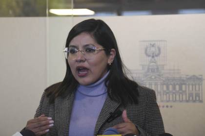 Combustible: Libre presenta denuncia contra Medinaceli, el expresidente de YPFB y el representante de ANH 