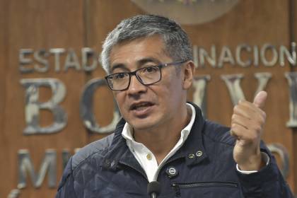 “Hay que cambiar al ministro de Economía”: Edmand Lara cuestiona manejo económico del Gobierno