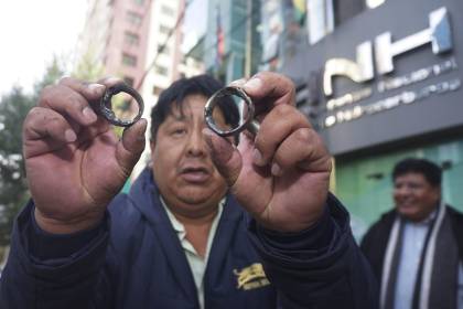 El Gobierno convoca a los choferes de La Paz para evaluar el sistema del resarcimiento por la gasolina