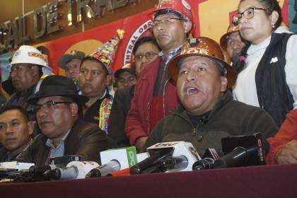 COB y Magisterio consideran tardía convocatoria del Gobierno y ratifican cabildo el 1 de mayo