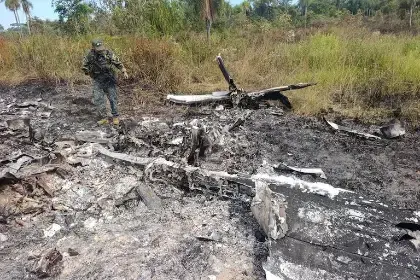 Reportan la muerte de un hombre vinculado a la avioneta con matrícula boliviana incinerada en Paraguay