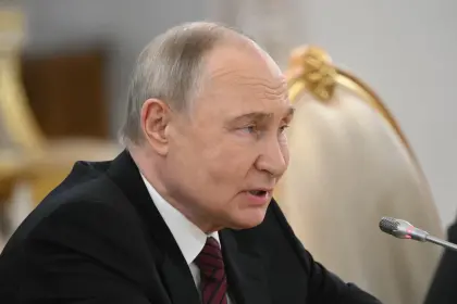 Putin propone a Ucrania celebrar negociaciones directas el 15 de mayo en Estambul