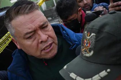 A un año de la toma militar de la plaza Murillo, Zúñiga dice que le “montaron” un falso golpe y pide resistir porque “ya se van”